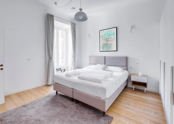 Charming Vatican With Balcony 6b Apartment